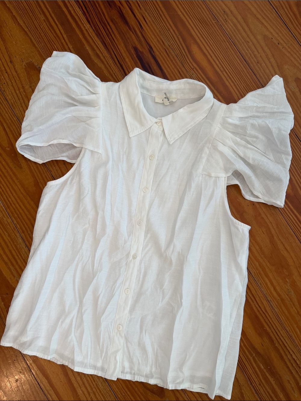Entro White Short-Sleeve Button-Front Top